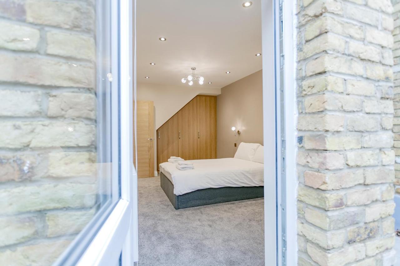 Valet Kilburn